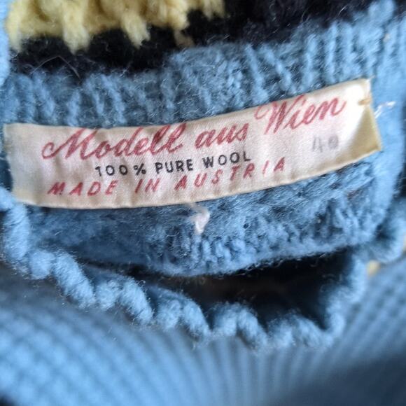 Vintage Modell aus Wien Sweater Size S 40 Blue Wool Austrian Chunky Waffle Knit - Picture 5 of 7